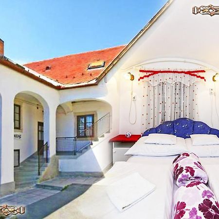 Hotel Barokk Vendeghaz Eger Zewnętrze zdjęcie