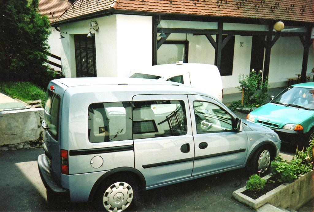 Hotel Barokk Vendeghaz Eger Zewnętrze zdjęcie