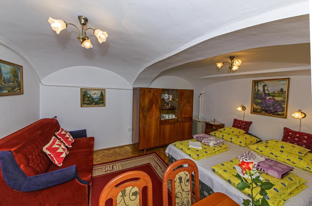 Hotel Barokk Vendeghaz Eger Pokój zdjęcie