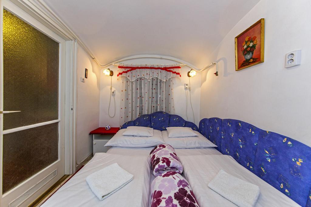 Hotel Barokk Vendeghaz Eger Pokój zdjęcie
